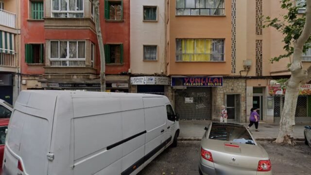 thumbnail-61.jpg